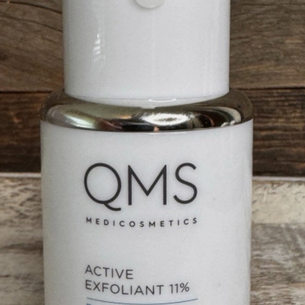 QMS Active Exfoliant 11% 30 mL – MSRP $125 · Luxe Skin Resurfacing